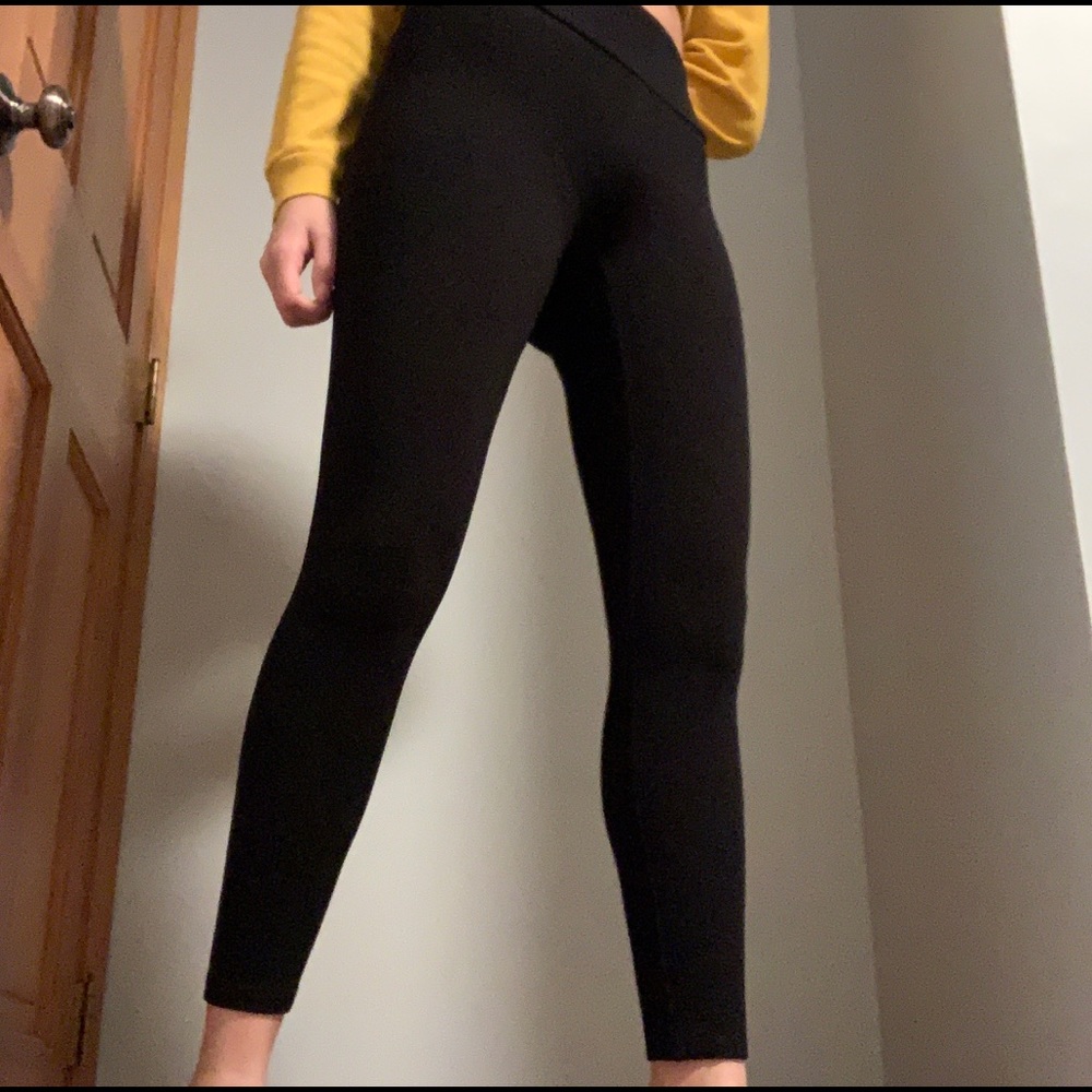 Ann Taylor LOFT black leggings
